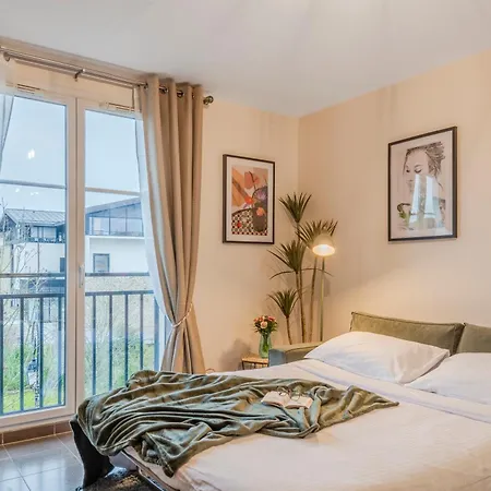Apartment Agora By Kleidos - Bel T3-6 Personnes, 10 Mn, Parking Gratuit Magny-le-Hongre